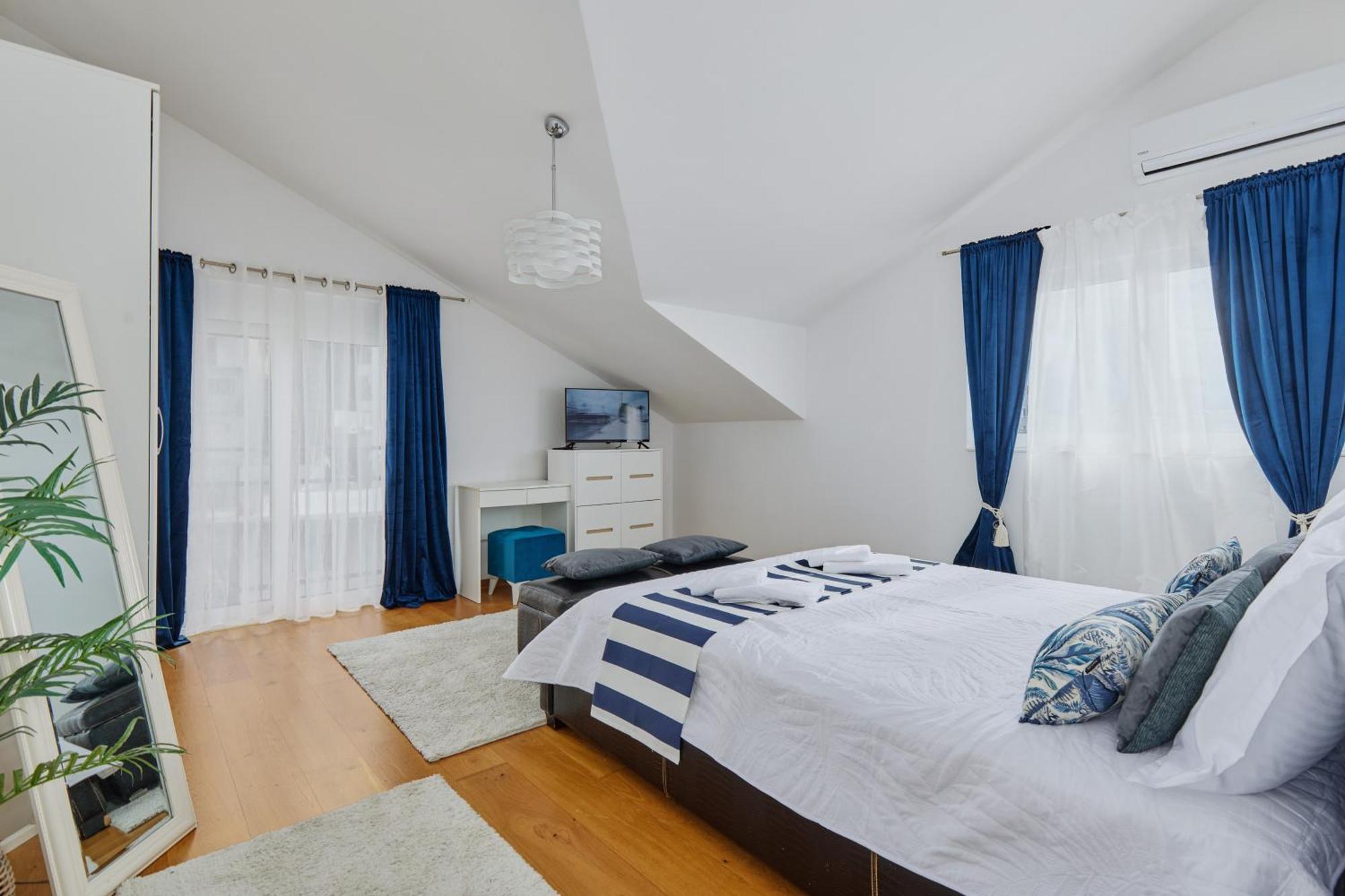 Bayview Apartments Tivat Montenegro Buitenkant foto