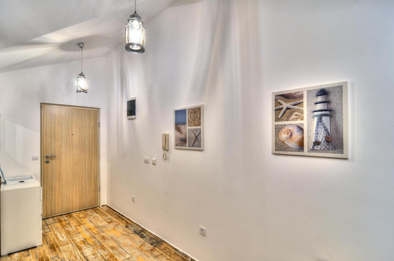 Bayview Apartments Tivat Montenegro Buitenkant foto