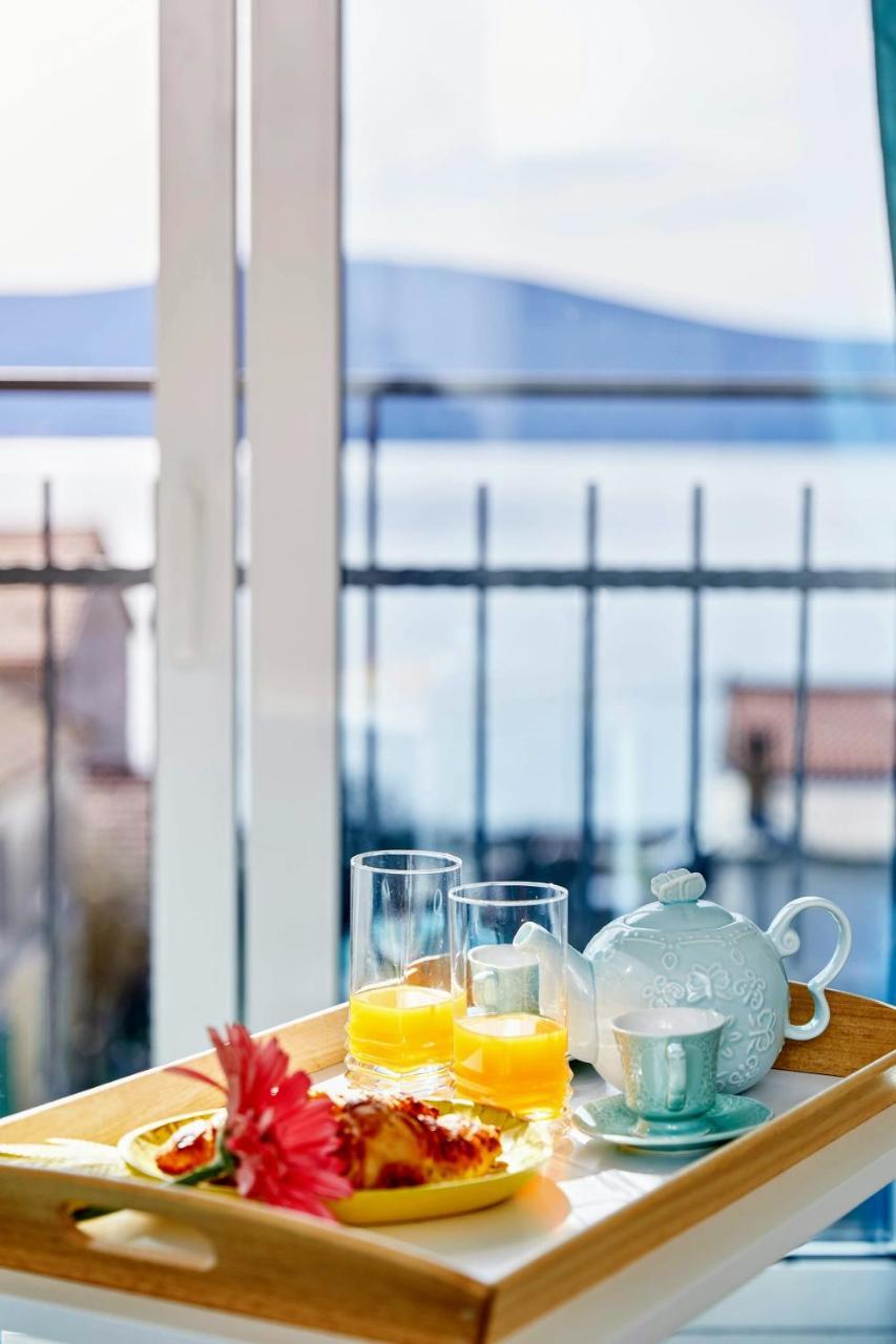 Bayview Apartments Tivat Montenegro Buitenkant foto